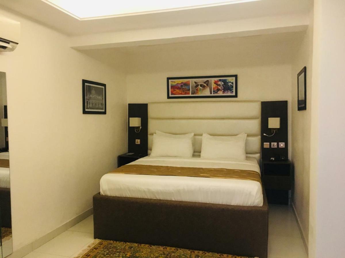 ลุกซ์วิลลา 42 Hotel เลกกี ภายนอก รูปภาพ