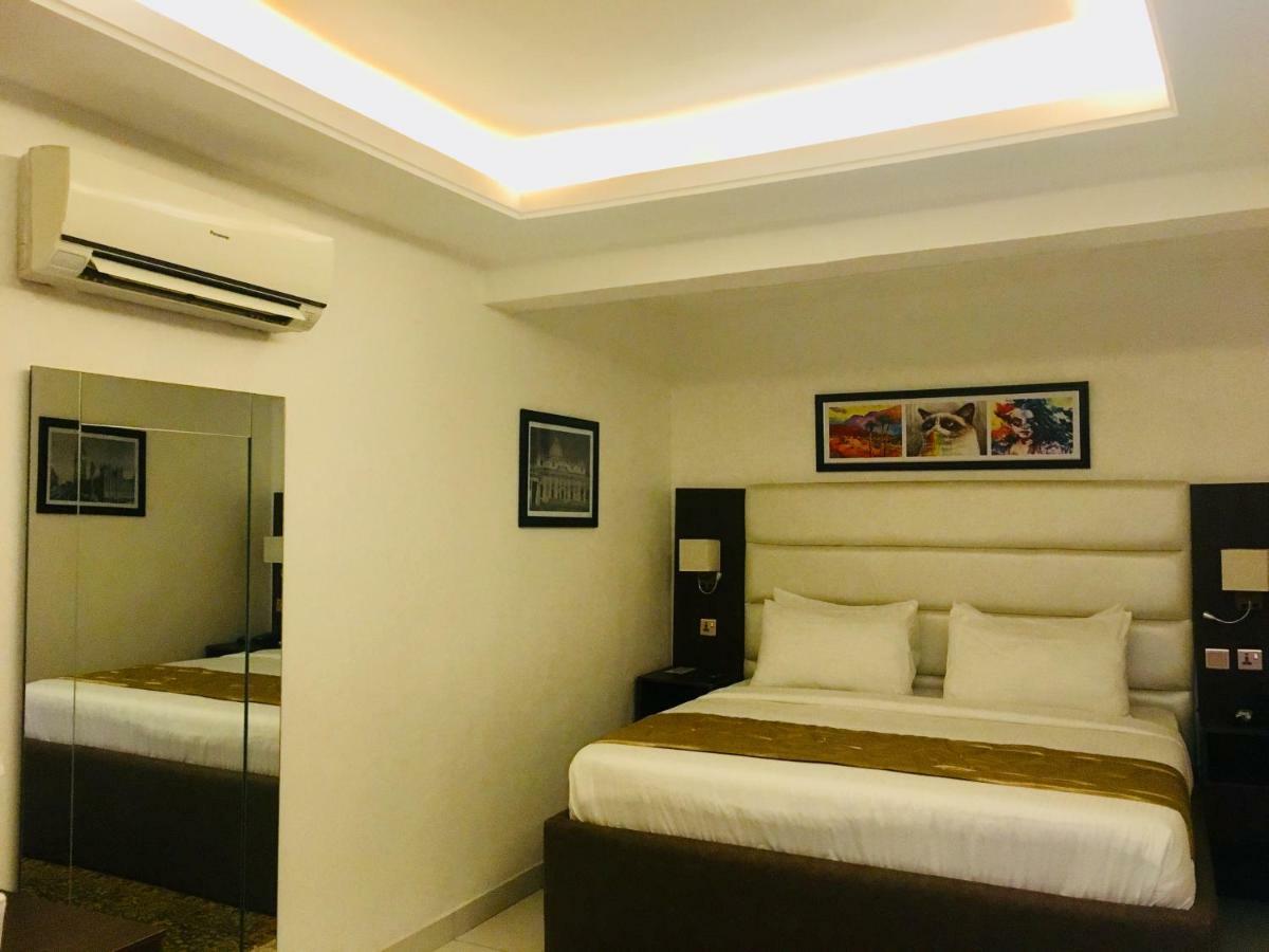 ลุกซ์วิลลา 42 Hotel เลกกี ภายนอก รูปภาพ