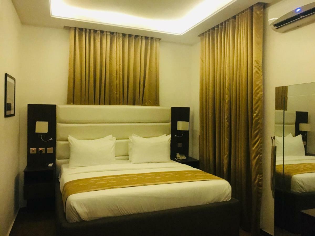 ลุกซ์วิลลา 42 Hotel เลกกี ภายนอก รูปภาพ